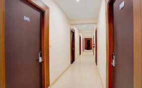 Collection O Friends Colony Lucknow Formerly The Suite